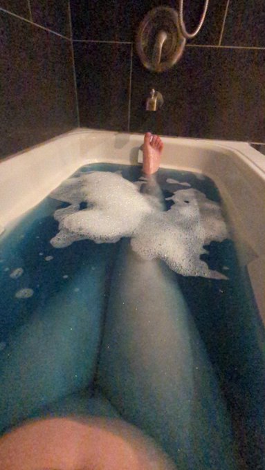 My first bathbomb bath~  Made possible by @Red_Menace_1945 my gf~ #GoodVibesOnly #relaxation #lush #bathbomb<a class="tags" target="_blank" title="On Twitter" href="/?out=eyJ0eXAiOiJKV1QiLCJhbGciOiJIUzUxMiJ9.eyJpYXQiOjE3MjUxOTE5NjIsImlzcyI6InR3cG9ybnN0YXJzLmNvbSIsIm5iZiI6MTcyNTE5MTk2MiwiZXhwIjoxNzU2NzI3OTYyLCJyZWRpcmVjdF91cmwiOiJodHRwczovL3R3aXR0ZXIuY29tL1JlZF9NZW5hY2VfMTk0NSJ9.3_EUoHhQmy1So3su6GMr76q4VxDcysVTKMX-6Ipp2YrsZthK30DsdwAgHWiYypx3JnBZwrQYXg2nQQadWtAFAQ">@Red_Menace_1945</a><a href="/tag/blue"class="tags"><span>#blue</span></a><a href="/tag/selflove"class="tags"><span>#selflove</span></a><a href="/tag/relaxation"class="tags"><span>#relaxation</span></a><a href="/tag/goodvibesonly"class="tags"><span>#goodvibesonly</span></a><a href="/tag/gift"class="tags"><span>#gift</span></a>