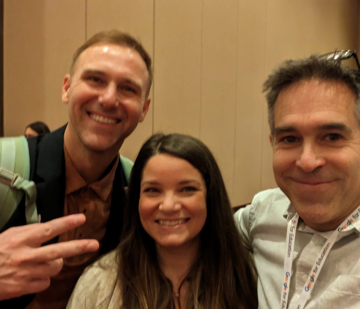 Forget the tables, I hit the jackpot at @tylertarver 's hysterical and insightful keynote this morning at #Techspo24. And of course he pulled the excellent @MissEduTech up on stage @GoogleForEdu