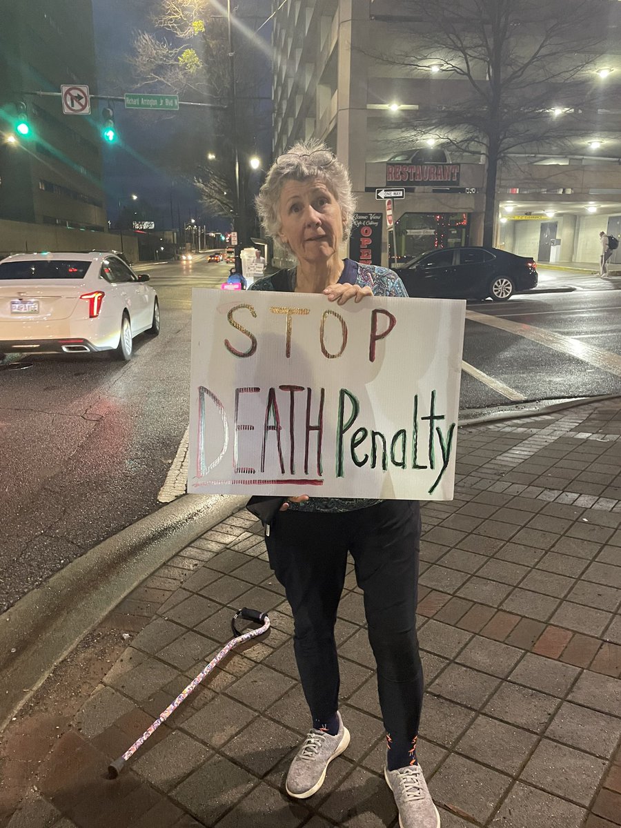 Beth Shelburne tweet media