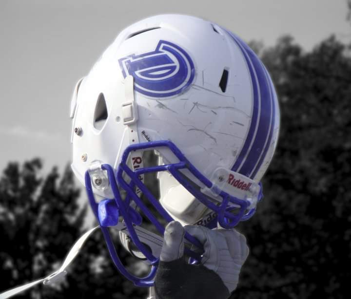 Committed #RAISEtheBAR

 @DrakeBulldogsFB @CoachNThompson  @coachcjnuss @tstepsis @Coach_McCourt @CoachJax42 

@Heritagefootbal @CoachTylerK @COACHStultz14 @Trautman79Fish @coachnolazy @SixZeroAcademy