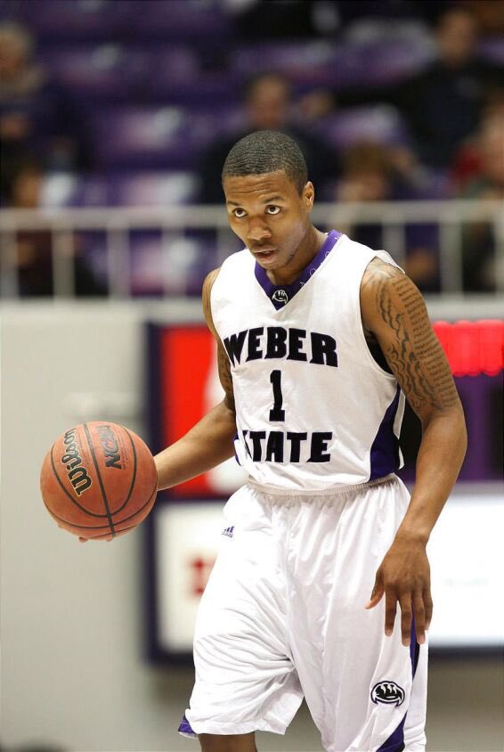 DERRELL LLOYD🃏 (@derrell_17) on Twitter photo Blessed and Highly Favored to Receive My first Official D1 offer From <a href="/WeberStateU/">Weber State University</a> ✝️🦈 Blessed and Highly Favored to Receive My first Official D1 offer From <a href="/WeberStateU/">Weber State University</a> ✝️🦈