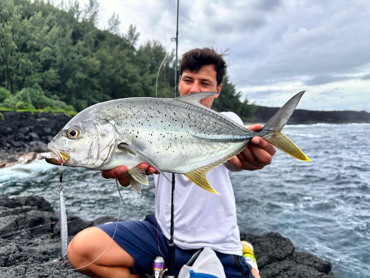 palms_global's tweet photo. Shore Slow Jigging with Slow Blatt cast SLIM in France ๐ซ๐ทย
Lure: Slow Blatt cast SLIM 60g Clear magma color(MG-529)ย
Merci Hugo !!ย
#palmsfishing #shorejig #trevallyfishing #trevallyjigging #tongariroriver #shorejiggingfrance #shoreslowjigging #shoreslow #fishingfrance #francefishing #babylonfishing @babylonfishing @palms_japan