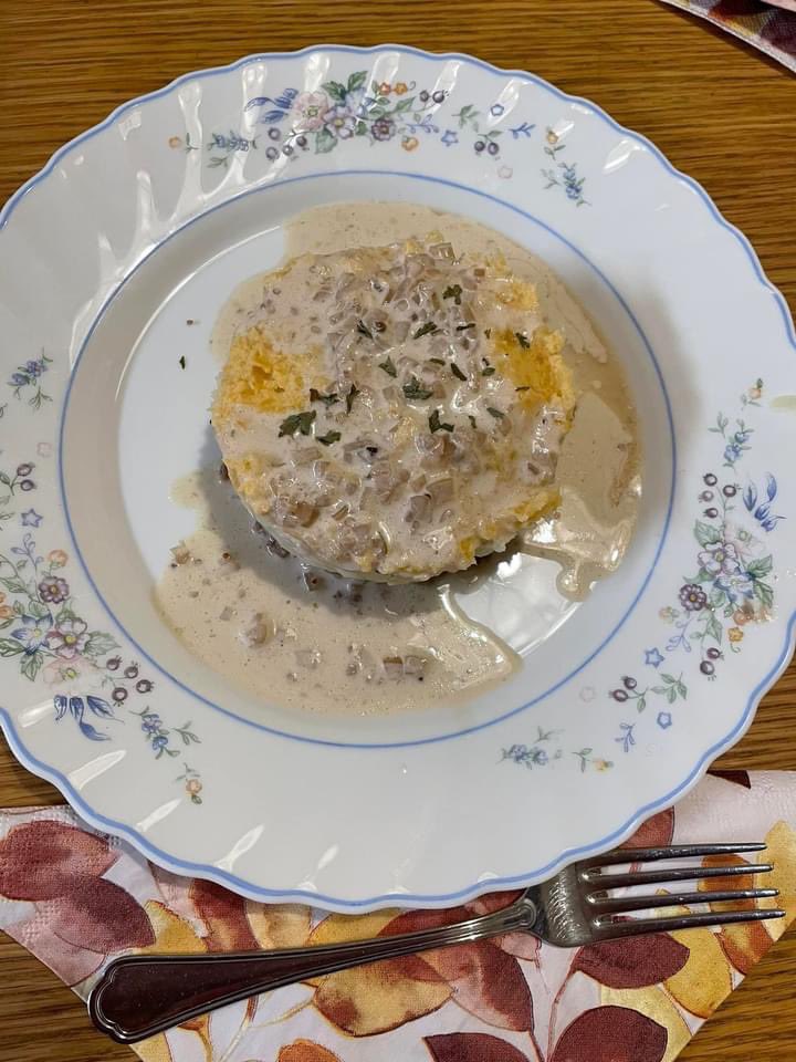 KristaGalbraith's tweet photo. Burns night dinner tonight of Haggis, neeps and tatties with whisky sauce.  John and Ross did a wonderful job on the preparation and presentation.  We even quoted some Burns during the meal. https://t.co/y6IhbwumhM