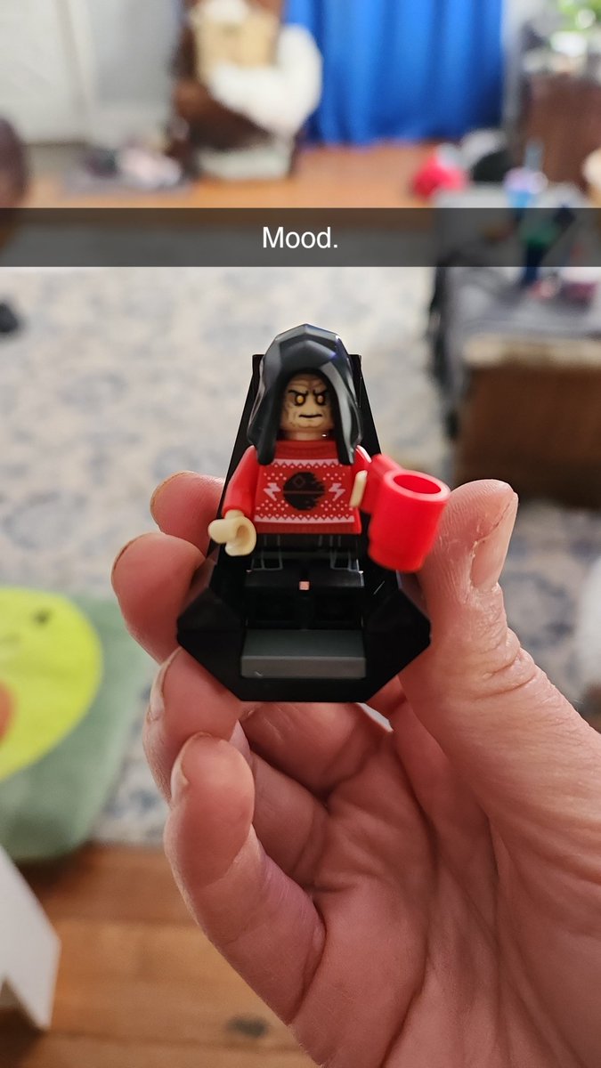 KisatheGrey's tweet photo. Winter time mood. #starwars #starwarslegos #emperorpalpatine https://t.co/iYCtt2gW4n