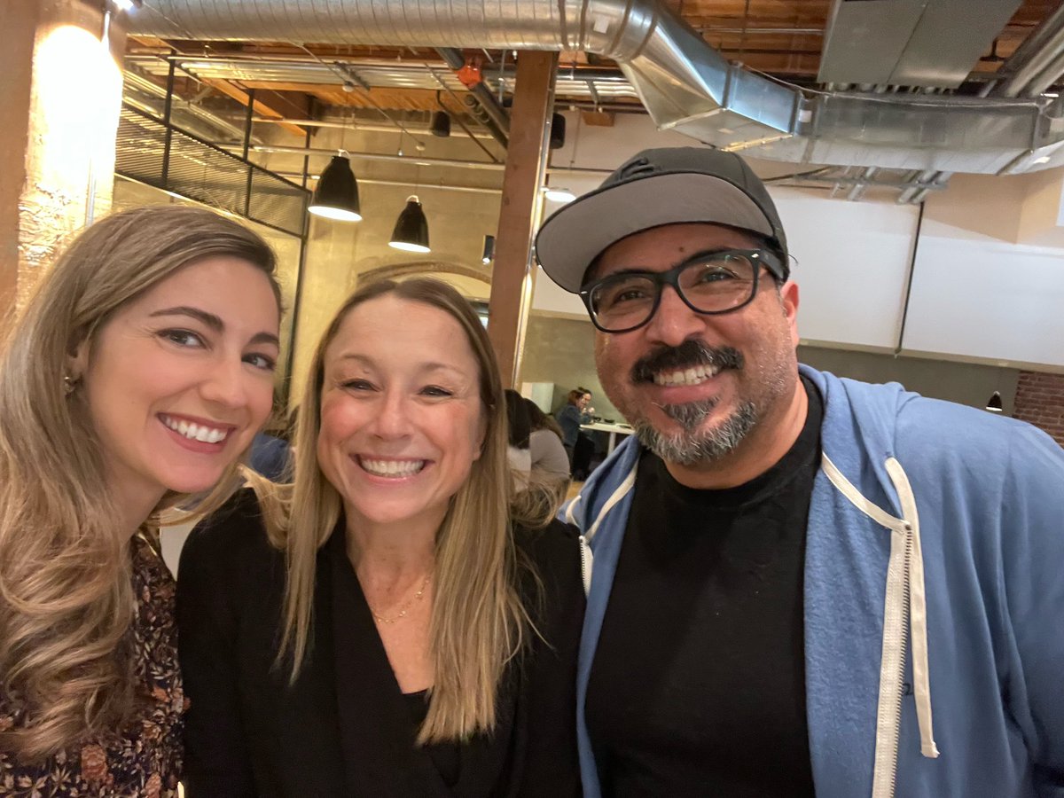 Great catching up with the amazing #AdobeEduCreative team today in the @adobe San Francisco office! Great to see the educator community at the next level @LindseyBlassEdu @ClaudioZavalaJr