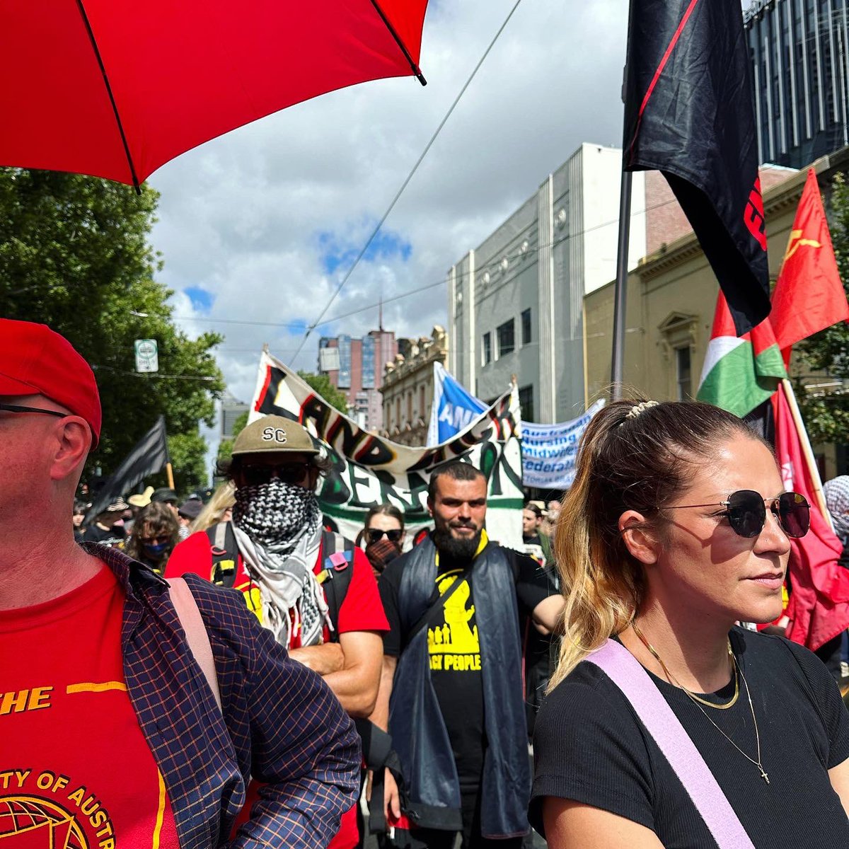 Massive crowd gathering in Naarm. #noprideingenocide #invasionday #freepalestine #EndColonialism