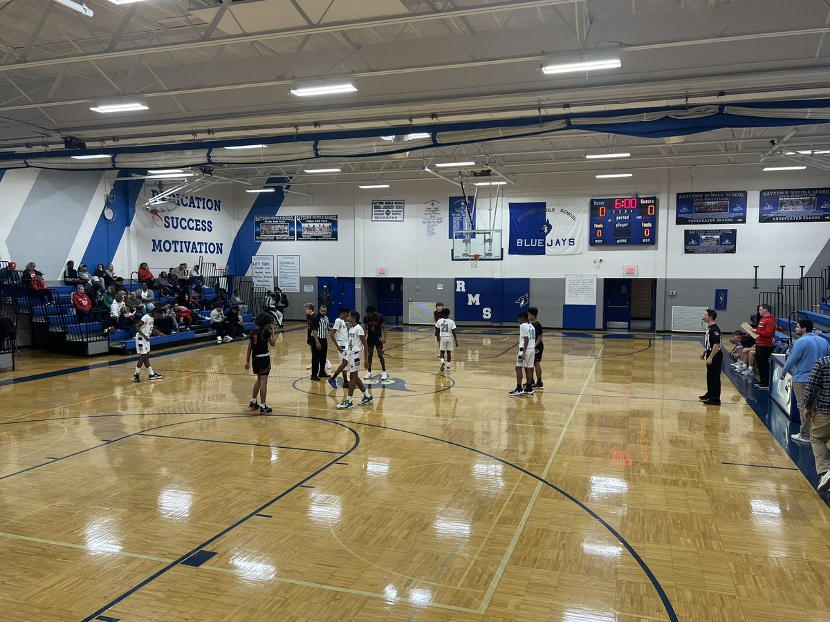 RQSRaytownMidd's tweet photo. RMS had to match up @RaytownHigh with a Tournament Championship Trophy of their own!!! Let’s Go BLUEJAYS!!! @RaytownSchools @DrPenK We Are Raytown! https://t.co/VdCTxso0Ae