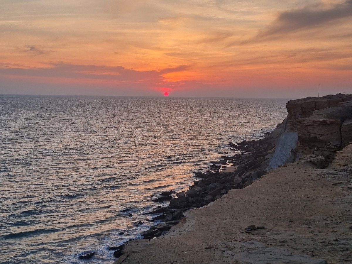 Beautiful sunsets need cloudy skies . #Gwadar #Balochistan #Pakistan