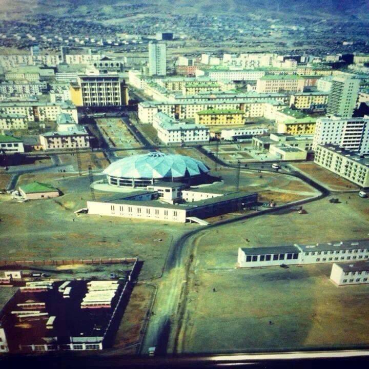 Ямарч асуудалд хүний төрөлхийн ёс суртахуун гэр бүлийн хүмүүжил унаган ааш маш хурц ялгагдаж харагддаг тэр л зангаараа хүн амьдралыг туулж өнгөрүүлдэг түүнийг нь ХУВЬ ТАВИЛАН гэж нэрлээд байх шиг 🙏О.Л.Цандэлэг