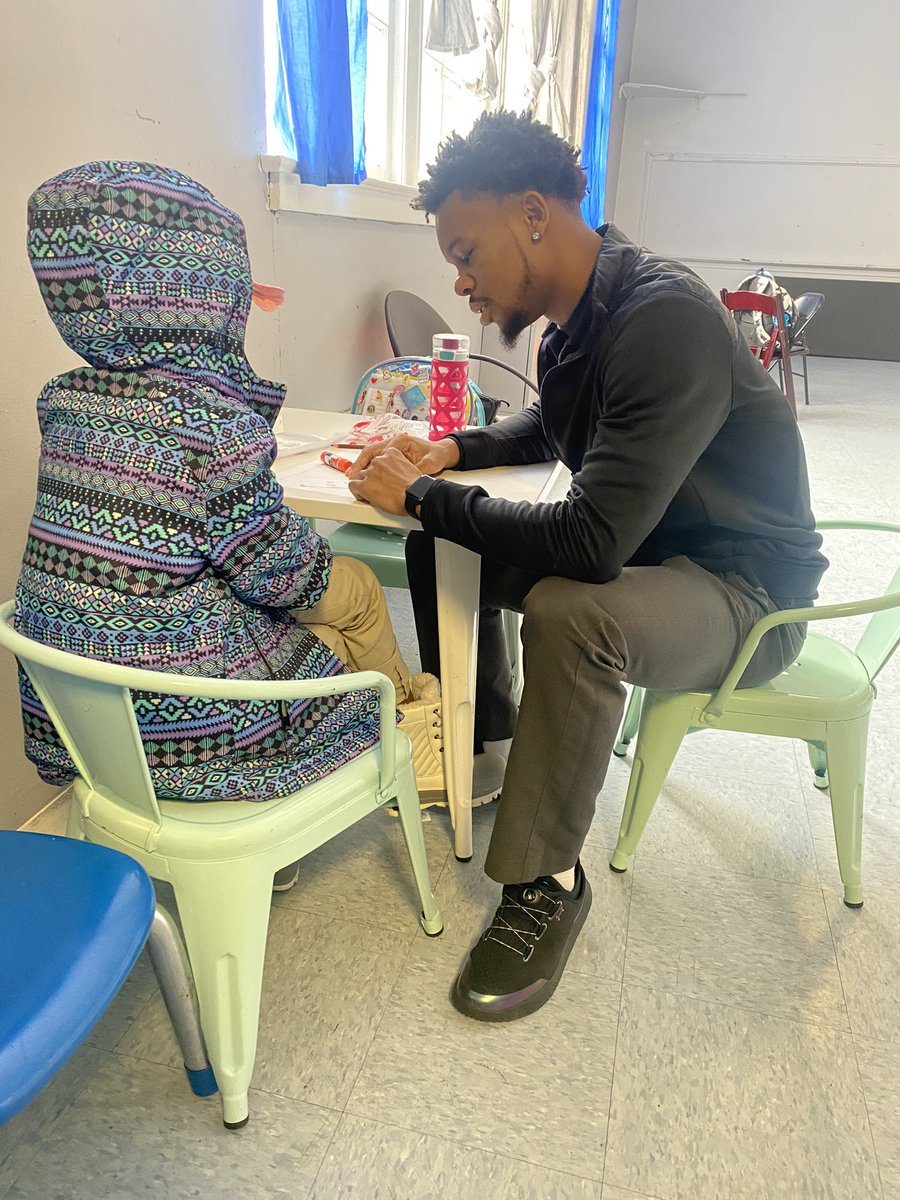ignatiouswilli1's tweet photo. I've got the opportunity to tutor younger kids recently and absolutely love it. We need to start helping the youth in every way possible‼️ https://t.co/8zcB7fH2RC