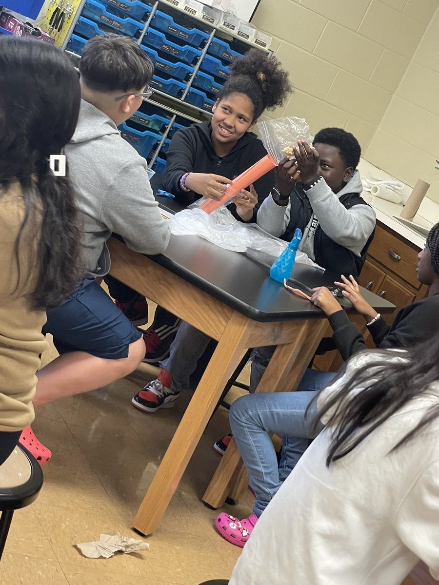 Wellcome Middle tweet media