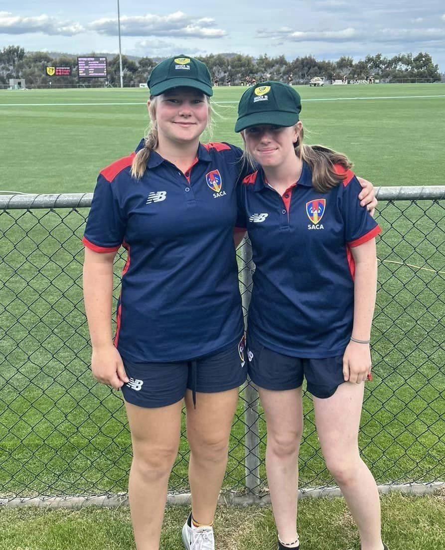 NicholsPointCC's tweet photo. Congrats to former Nichols Point CC player Makenzie Holy who represesented South Australia at the Under 16s Nation Championships. Makenzie finished 4th for wickets taken. 

Kenz was selected in the Australian team of the tournament. She had the honour of receiving a baggy green. https://t.co/DOdMJ3TO60