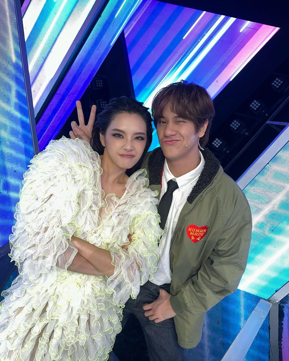 เก่งที่สุดเลย~ ☺️🤍

#CherprangAreekul  
#TheWallSong
#ร้องข้ามกำแพง