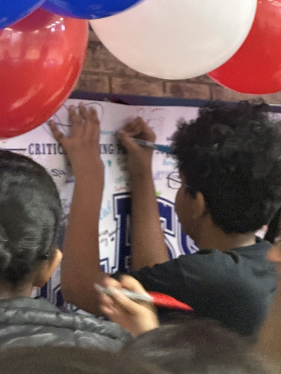 Christina Merta tweet media