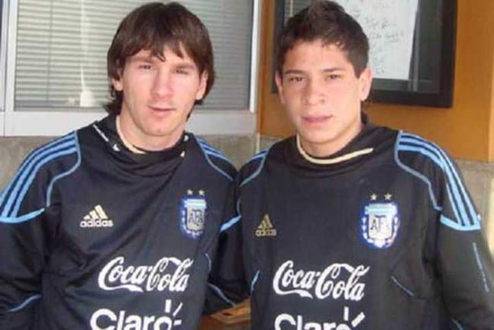 Cual de los 2 es Messi?