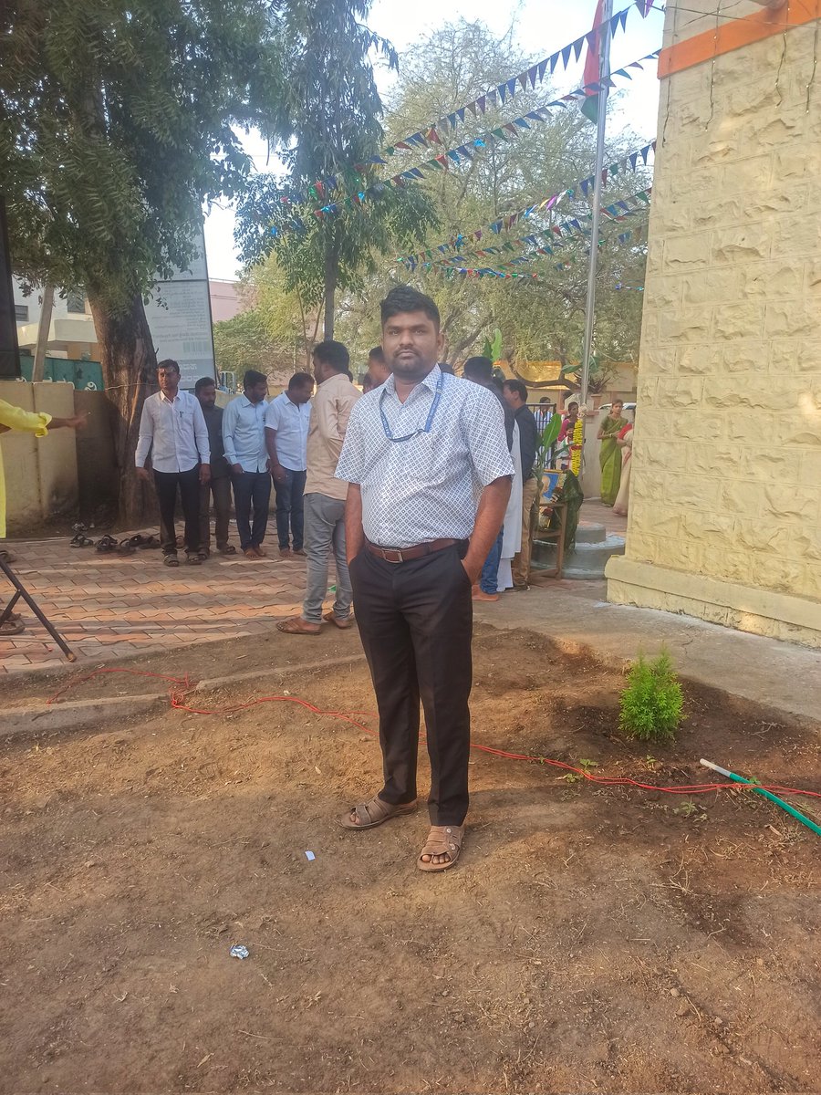sspkptcl's tweet photo. ಎಲ್ಲರಿಗೂ 75ನೇ ಗಣರಾಜ್ಯೋತ್ಸವದ ಶುಭಾಶಯಗಳು...ಹುಬ್ಬಳ್ಳಿ ವಿದ್ಯುತ ಸರಬರಾಜು ಕಂಪನಿ ವಿಜಯಪುರ ವಿಭಾಗೀಯ ಕಛೇರಿಯ ಆಚರಣೆ https://t.co/K37tamOKrw