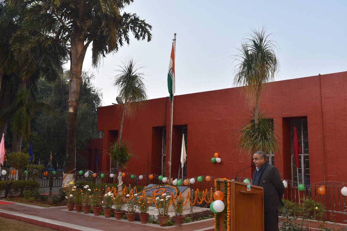 prodefencechan1's tweet image. #CGDA
#PCDA(Army) Chandigarh
#DefenceAccountsDepartment
#RepublicDay 2024
#HappyRepublicDay(26th January, 2024)Celebrating the 75th RepublicDay 2024:Enthusiastic participation by officers and staff of Principal Controller of Defence Accounts (Army) Chandigarh