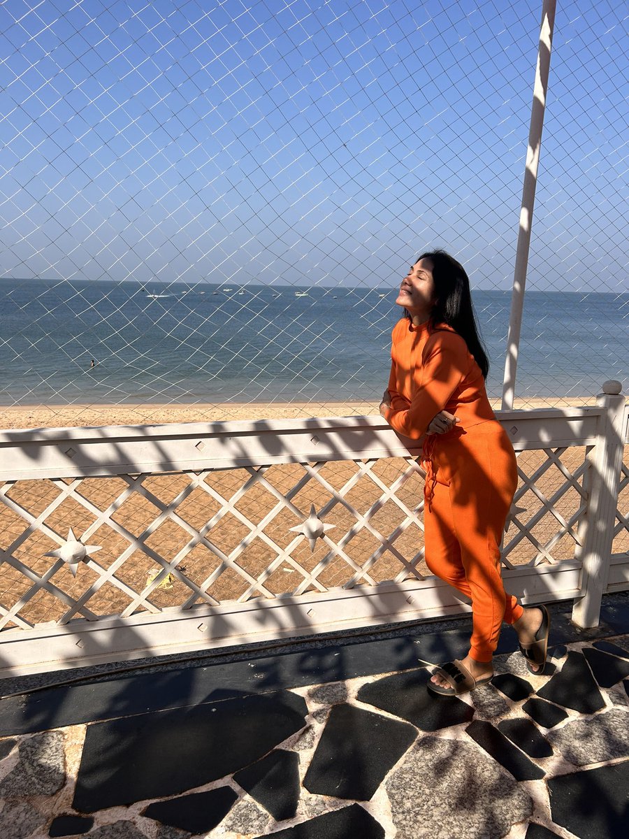 गणतंत्र दिवस की शुभकामनाएं! हम सभी को एकमत, स्वतंत्रता और समृद्धि की ओर बढ़ने में साथी बनाए रखने का संकल्प करें। 

Happy 75th Republic Day 🇮🇳

Vande Mataram  🙏🏻

#75thRepublicDay #jaiHind #ProudIndian