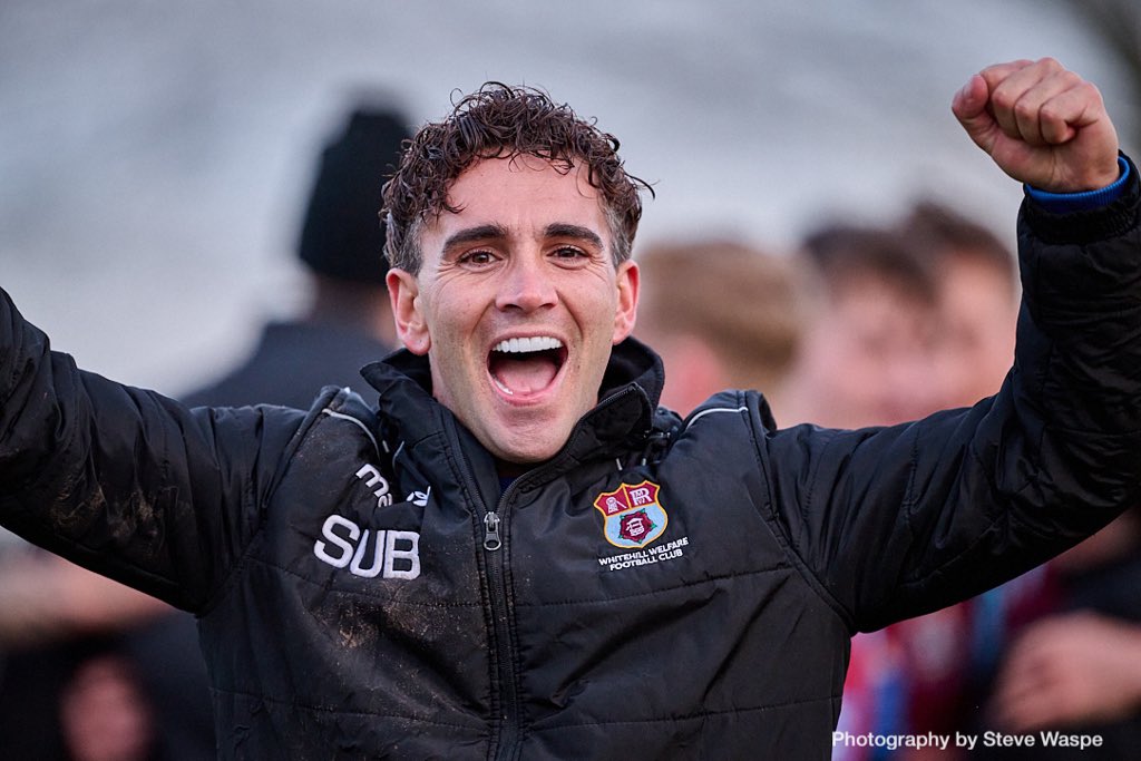 WhitehilWelfare's tweet image. When mum says it’s a chippy for tea tonight. #TFIF #chippytea #monthewelfare 

Credit to Steve Waspe for the picture.