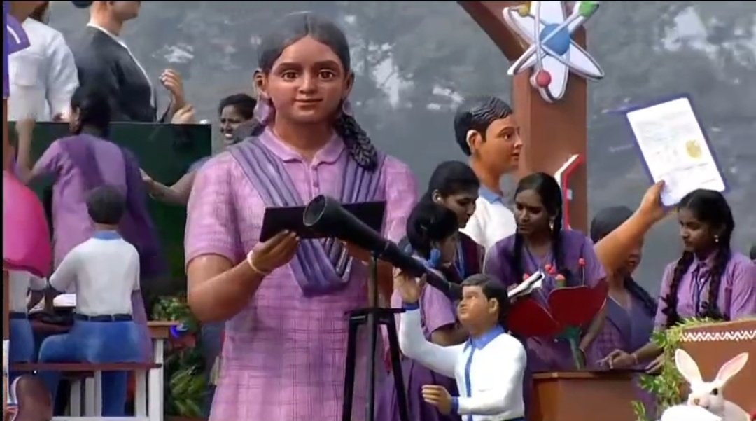 RojaSelvamaniRK's tweet photo. విద్యారంగంలో విప్లవాత్మక మార్పు తెచ్చిన @ysjagan పాలనలో ``సకల విద్యలకు మేమేసాటి విశ్వవిద్యకు మేమే పోటీ డిజిటల్ చదువులే మా భవితకు అస్తి...``అంటూ మన ఖ్యాతిని ఢిల్లీలో ప్రదర్శిస్తున్న మన ఆంధ్రప్రదేశ్ విద్యార్థులు..!!
#RepublicDay2024
#APEducationSystem
#AndhraPadesh https://t.co/f6SwGObhNc