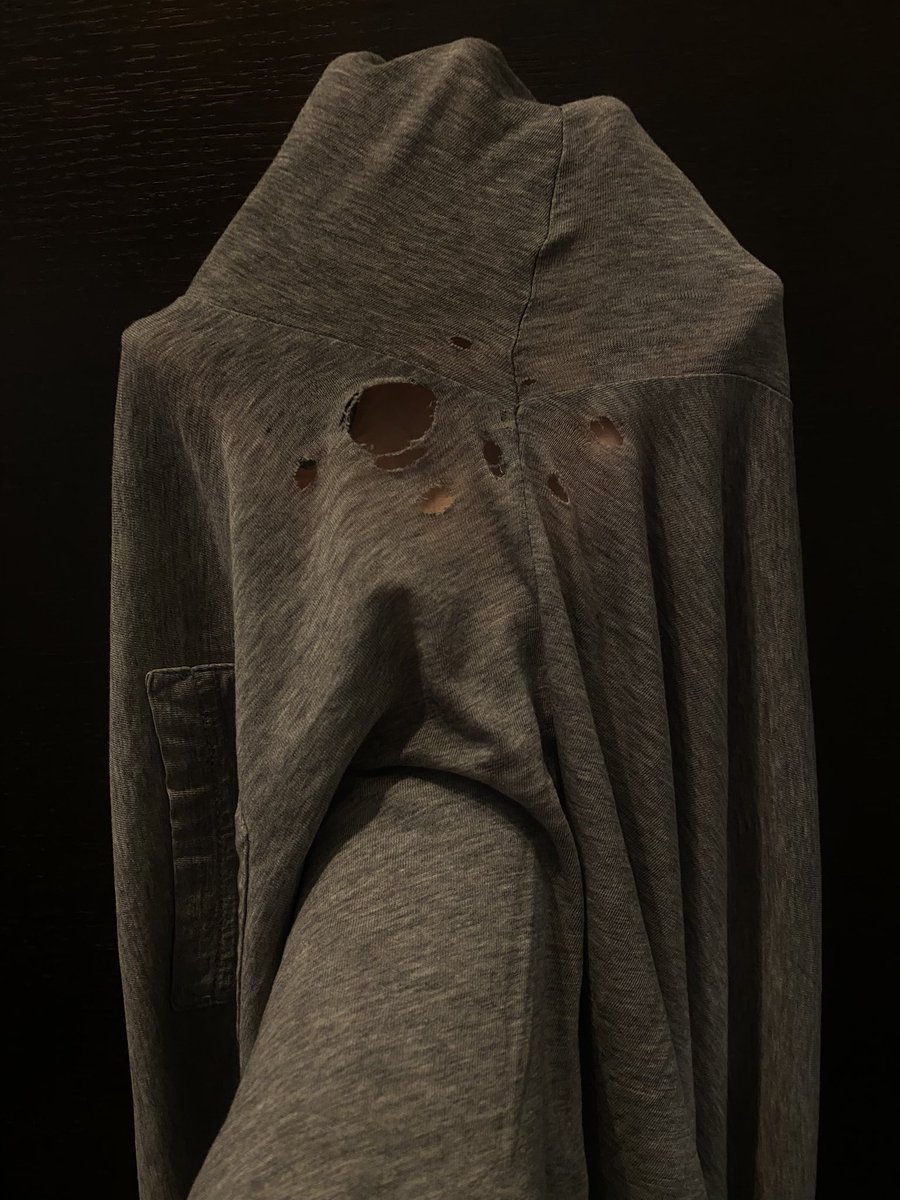 Этой футболке Carhartt 10 лет стукнуло в 2024.