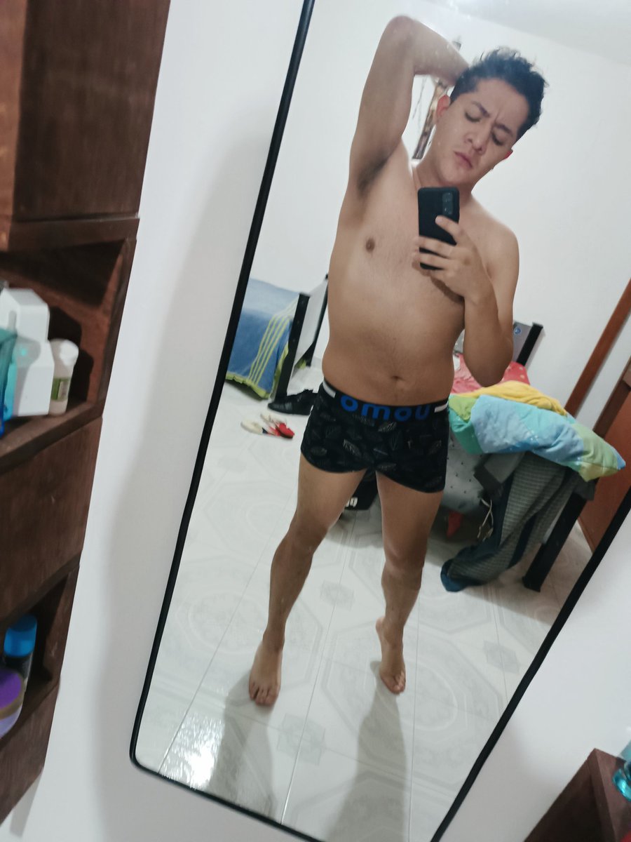 danielmcl03's tweet photo. Holi https://t.co/kuUzVzCyM5