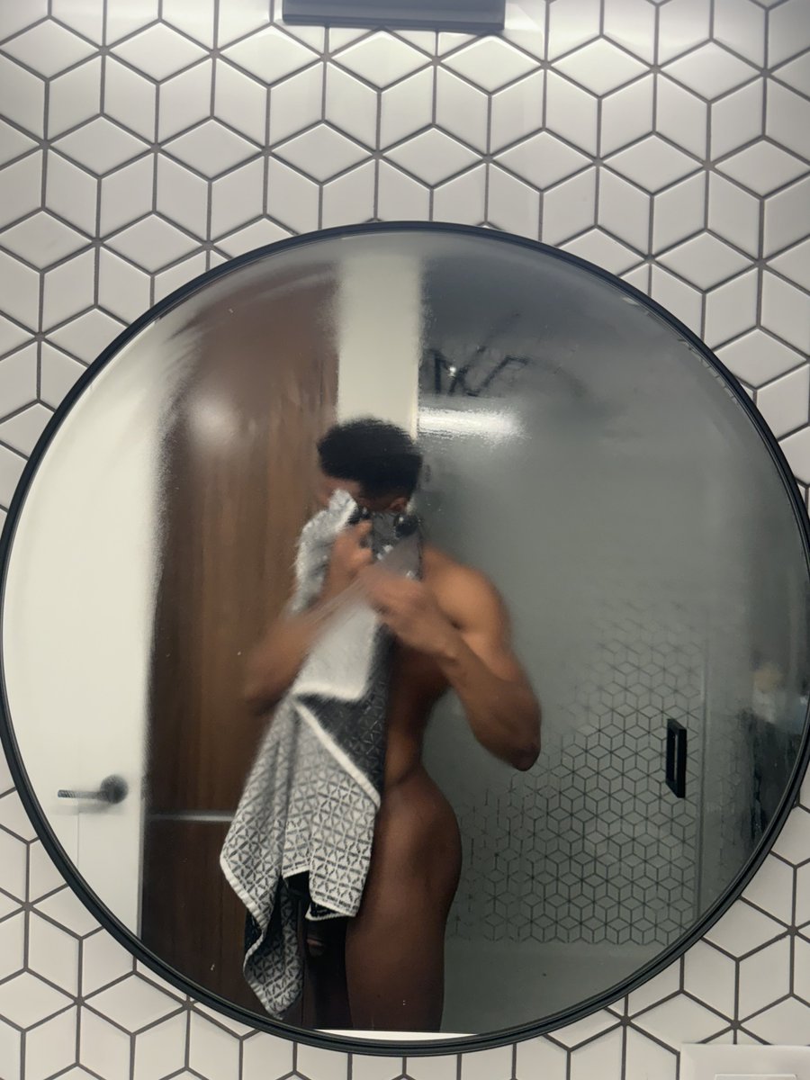 Phantomdaddi21's tweet photo. Do you guys want more shower content? 🛀

https://t.co/nh4iuAfnj6 https://t.co/qfnGOHYVig