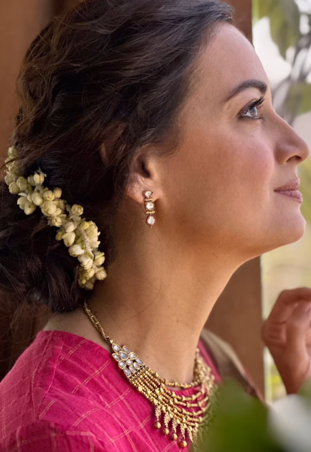 Dia Mirza – The Most Beautiful Indian Actress | iiQ8 Entertainment