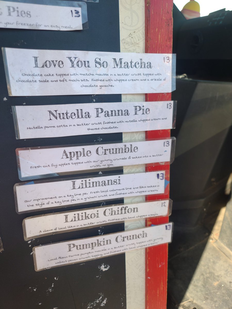 harrycovair's tweet photo. #MakikiFarmersMarket #Honolulu #Hawaii @SweetRevengeHnl pie! Pie! PIE‼️ Thursdays only @ParishStClement #Makiki #Quiche #NoCelery https://t.co/96pDChssmC