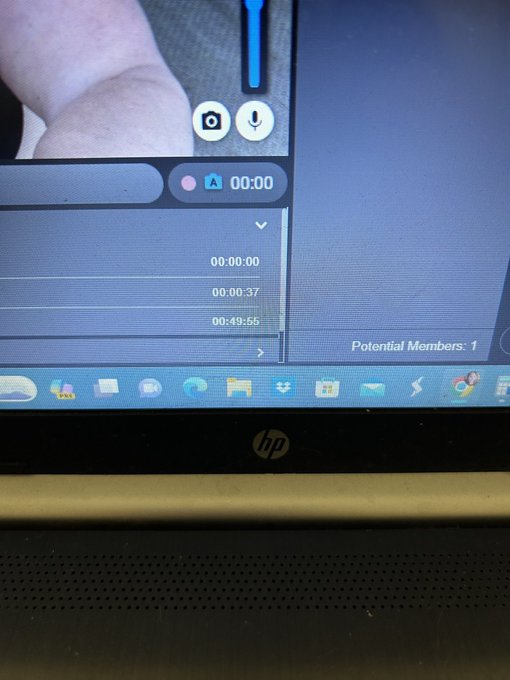 My night so far.   I&rsquo;m too tired to deal with freeloaders hanging around.   😴 https://t.co/0heIohByy