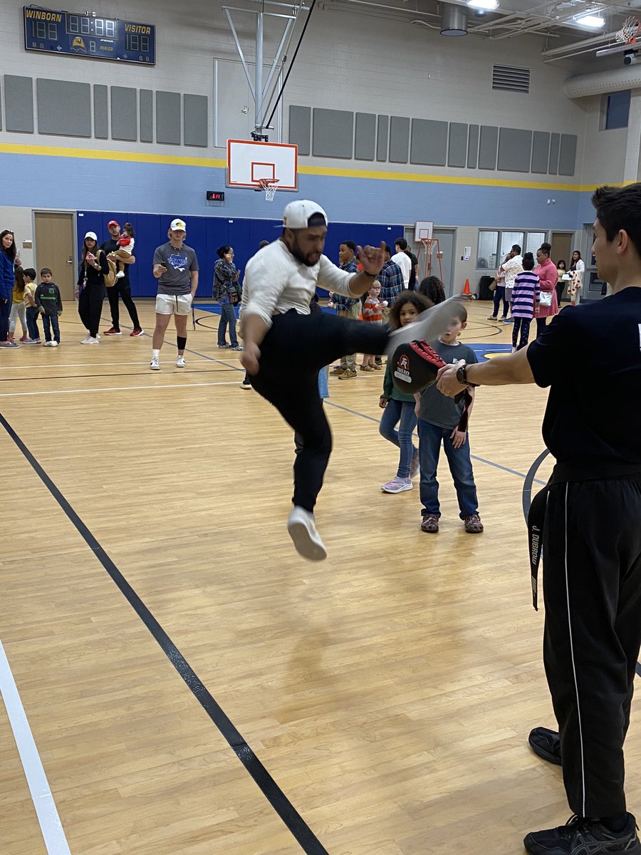 Our Eagles had a fantastic time at CATCH night!  Thank you for participating in our blood drive! Our Winborn families are the best! 💙💛💙
