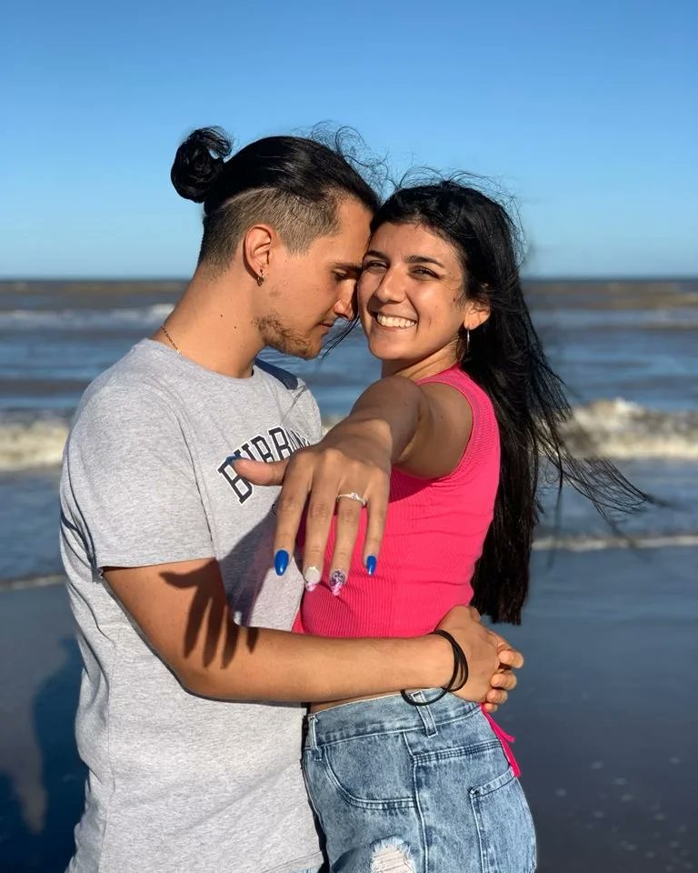 SofiameriL's tweet photo. Me caso con el amor de mi vida💍💘❤️💝🥰😍 https://t.co/p4PNJSqvb3