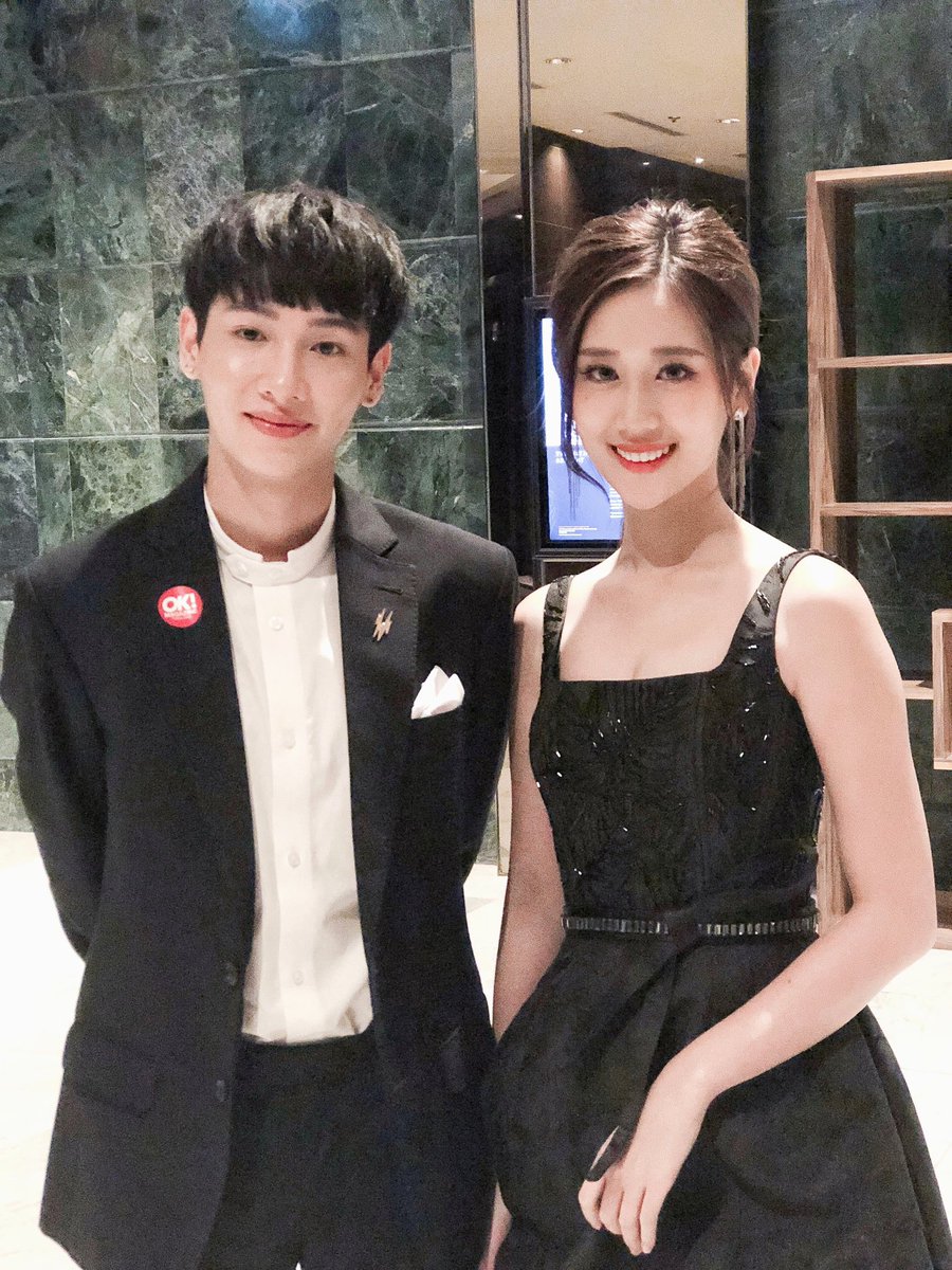 velvyygun's tweet photo. 👀🤭
#GunJane https://t.co/mBuCmnm3E6