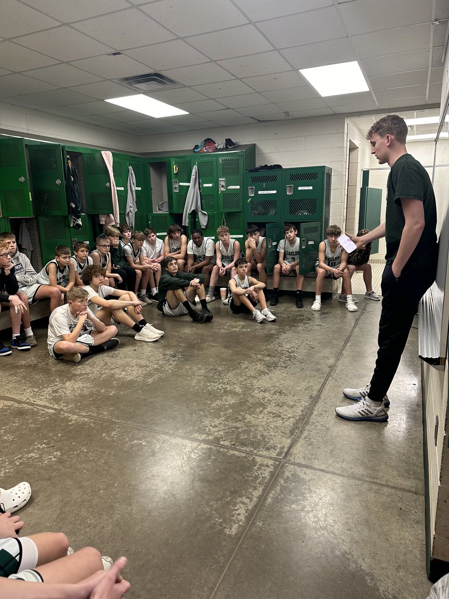 Senior Garrett Walker talking to our JH guys today about his basketball journey. Great example of a kid who’s dedicated so much time and effort to chase and achieve his goals. Success earned through hard work!