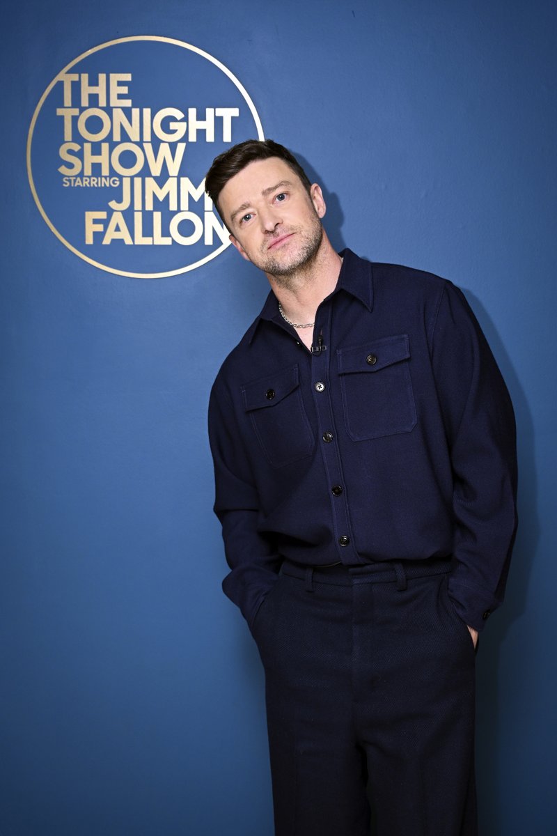 FallonTonight's tweet photo. .@jtimberlake is here to talk “Selfish,” his new album Everything I Thought It Was and @nbcsnl! #FallonTonight https://t.co/h87ln6wCNQ