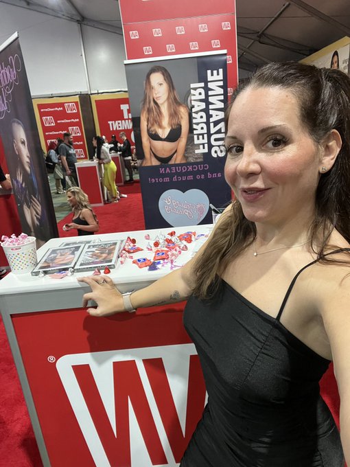 Come visit me at AVN!! https://t.co/n5uFEUJK1r
