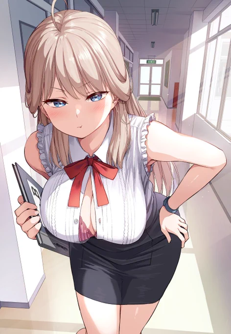 「(…さっきから下ばかり見てるけど…ちゃんと私の話聞いてるのかしら…?)」 