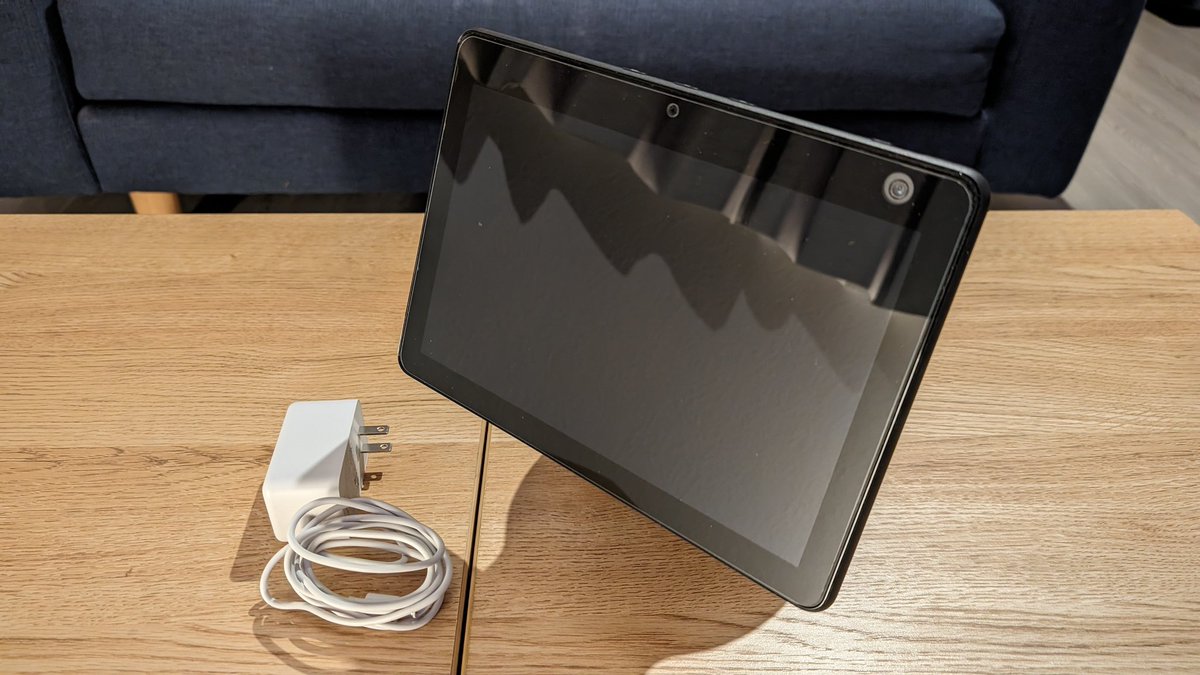 YusLog_0801's tweet image. 【087_ #Amazon #Echo Show 10】
こちら手放しました。
#PixelTablet に乗り換えです。
これにより、話しかければ #Youtube Musicで様々な音楽を再生してくれるため、Amazon Music Unlimitedを解約でき、サブスク代が浮きました。