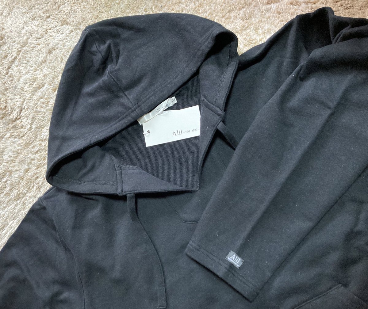 大森元貴さん着用UNDERCOVER グレー【新品】お値下げしました 滝沢眞規子さん着用/Oggi1月号掲載】MANTECOPure リバーコート