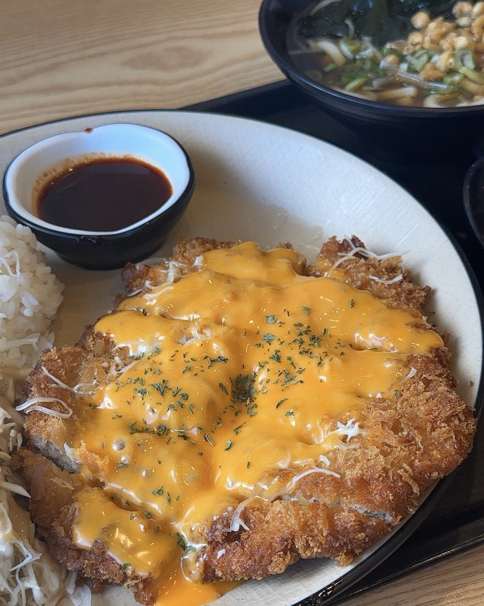 탐라에서 본 역전우동 더블치즈돈까스 우동세트 바로 먹어봄