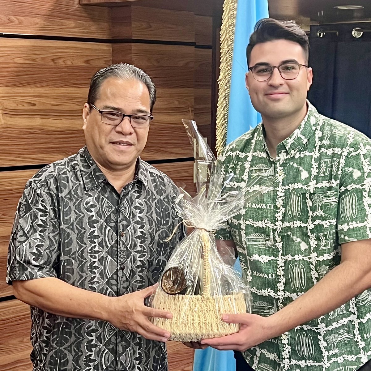 PIDP_EWC's tweet image. Grateful for today&apos;s discussions with H.E. Wesley W. Simina, FSM President, FSM Department of Foreign Affairs, and Office of the President staff. #FSM chairs #PICL, with #PIDP as Secretariat. Excited to advance collective ambitions. Stay tuned for Chuuk updates! #PIDPInTheRegion