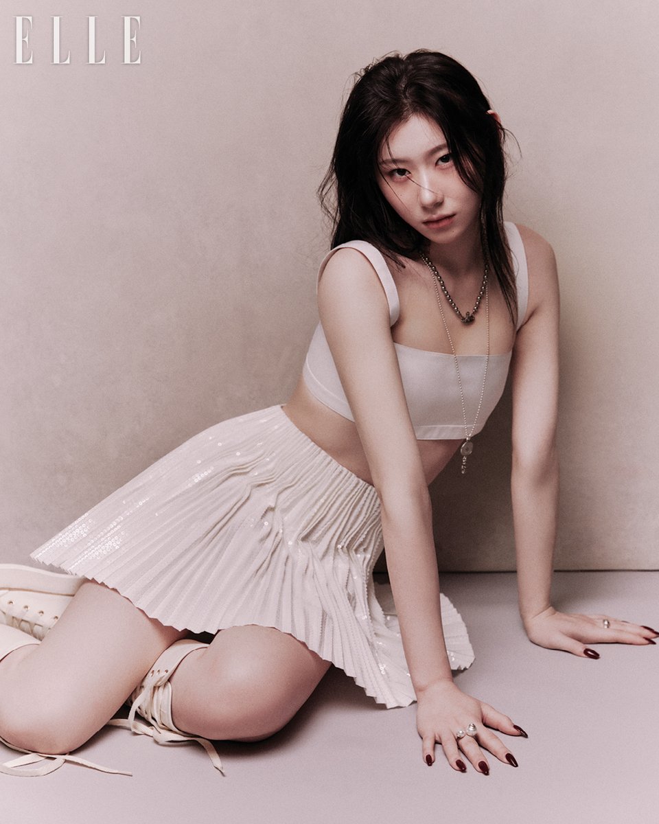 ITZYofficial's tweet photo. ITZY X ELLE (3)
Feb, 2024

#ITZY #MIDZY @ITZYofficial
@ELLE_KOREA https://t.co/xngZ6JplZn