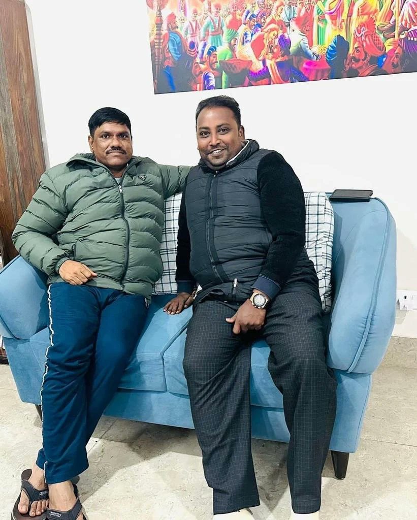 tyapresident's tweet photo. நன்றி அண்ணா 
குடியரசு தின அணிவகுப்பு
அழைப்பிதழ் பெற்று தந்த
மத்திய இணை அமைச்சர் பொறுப்பு மத்திய சமூக நலத்துறை அமைச்சகம், 
தேசிய தூய்மை பணியாளர்கள் ஆணையத்தின் தலைவர் அன்பு அண்ணன் 
மாண்புமிகு ம.வெங்கடேசன் அவர்களுக்கு 
என் நன்றி ! நன்றி !! நன்றி !!! @MaVeWriter

#mmrmadhan https://t.co/9jWfMpGerK