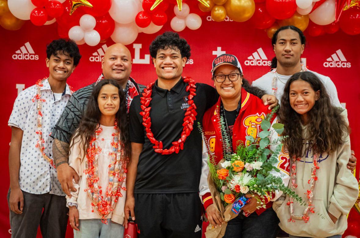 Glen Ili tweet media