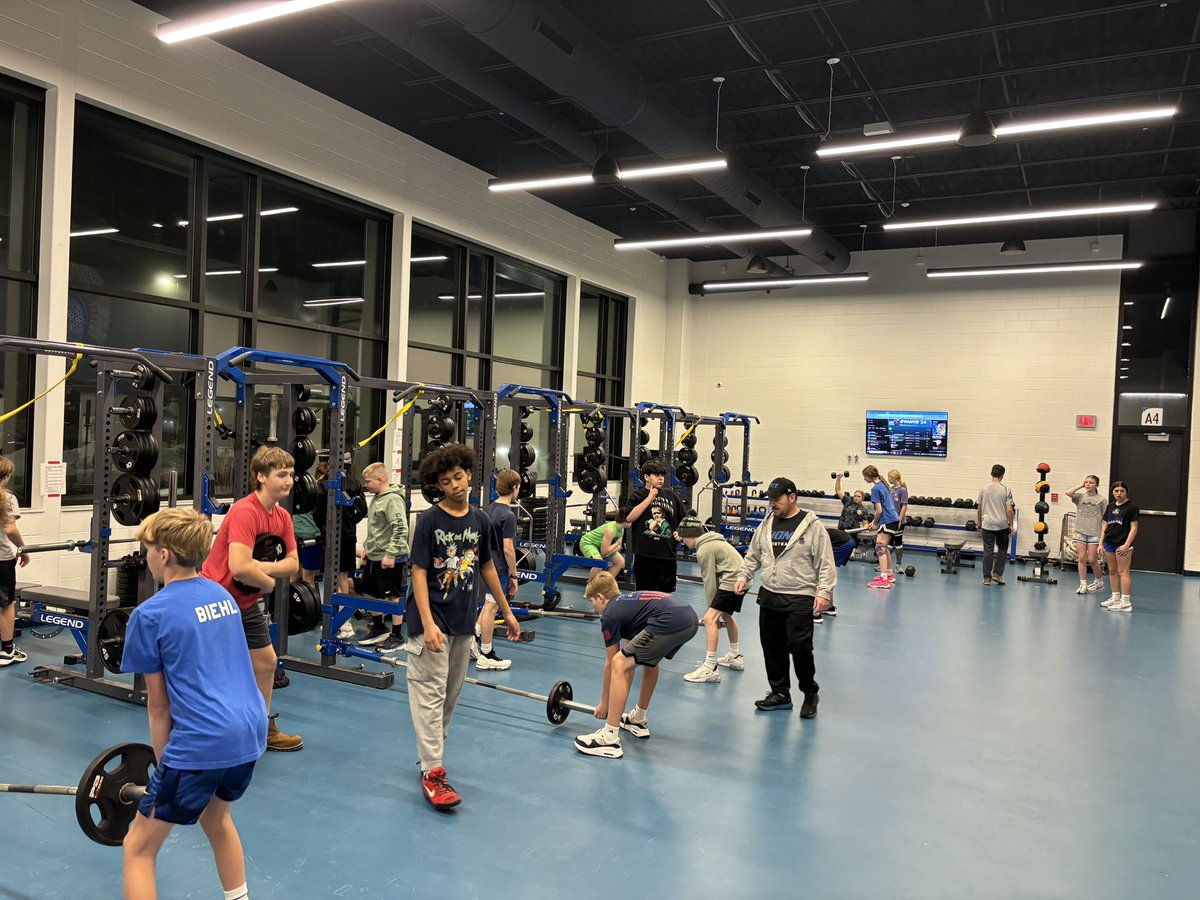 Great turnout for our first Sparta MS morning training session today! What you see here, is a group of dedicated,young student athletes looking to become the best version of themselves! Beliefs turn into behaviors, and behaviors influence outcomes. Just one piece of the puzzle!