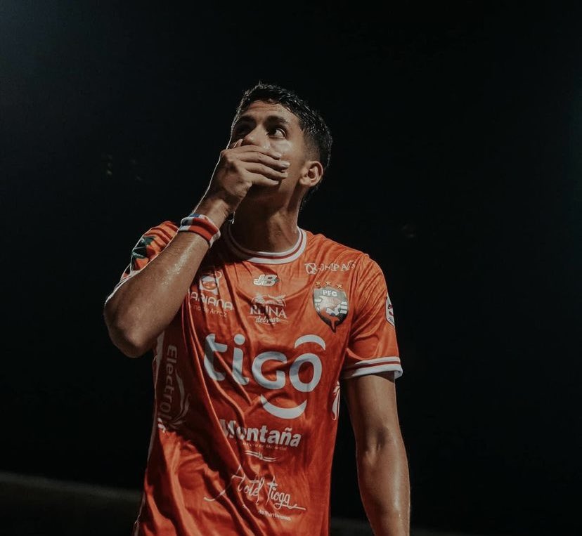 ¡GOOLL PANAMEÑO!🤩🇵🇦🔥

Ansony Frías entró de cambio y marcó al minuto 70’ en la derrota de su equipo Puntarenas ante Municipal Liberia 2-1 en la Liga Promerica de Costa Rica. <a href="/ansony25/">ansony castillo</a> 

#JMDeportes #puntarenas #futbol