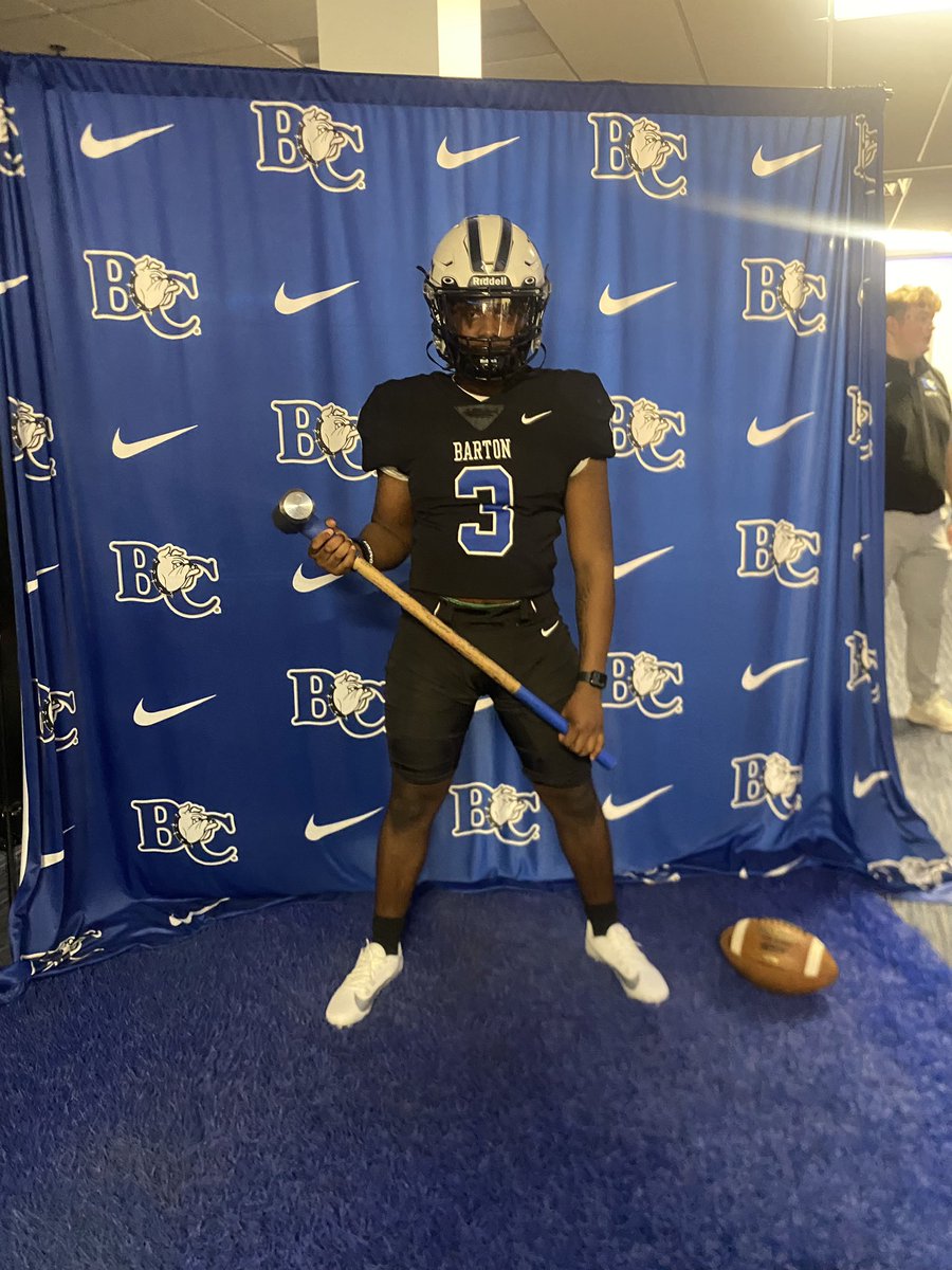 Corvee James tweet media