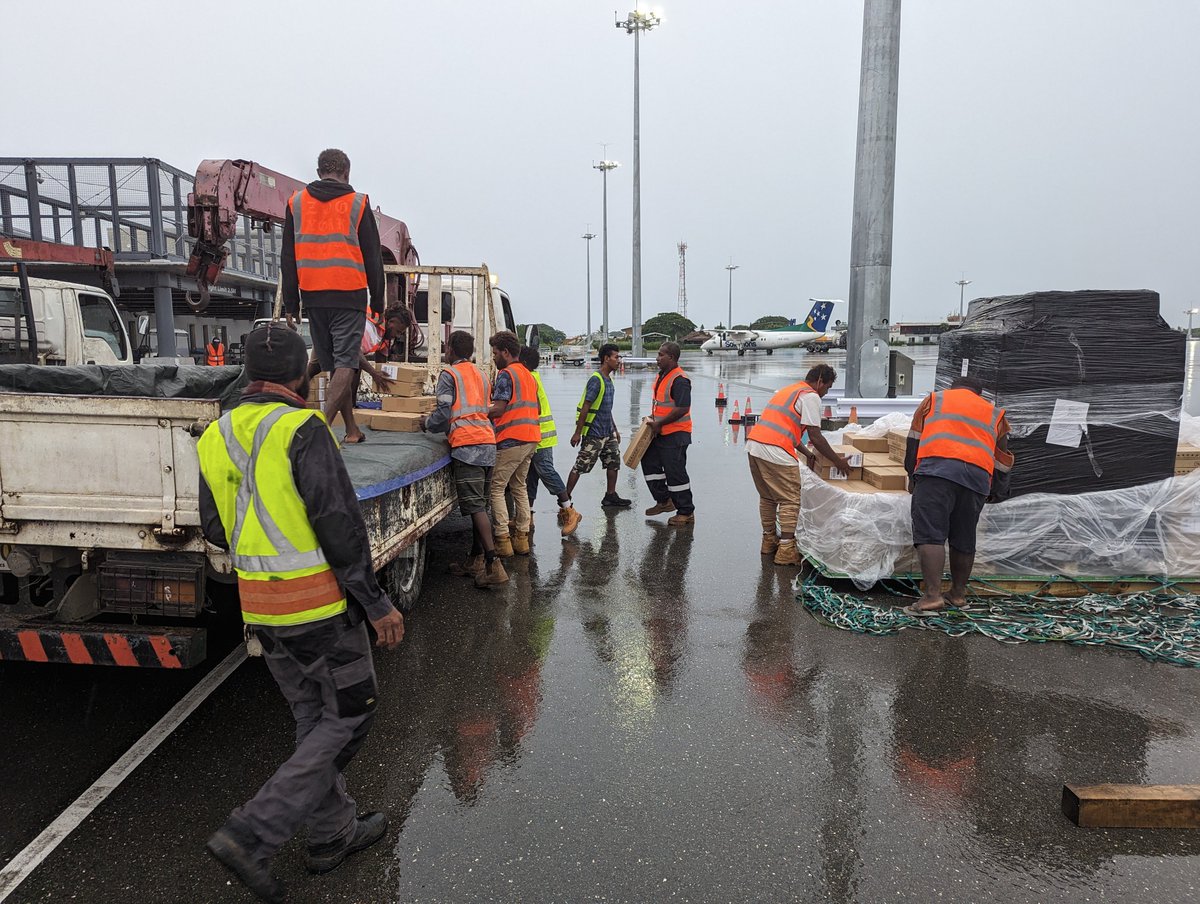 20,000kg of elections material arrived to Honiara🇸🇧for the anticipated 2024 parliamentary &amp; provincial assembly elections. Thanks to the generous support from <a href="/EUPasifika/">EU in the Pacific 🇪🇺</a> &amp; <a href="/AusHCSols/">Australian High Commission, Solomon Islands</a>, <a href="/UNDP_Solomons/">UNDP Solomon Islands</a> is proud to assist the <a href="/SIElectoral/">Solomon Islands Electoral Commission</a> in ensuring credible &amp; inclusive elections✌️