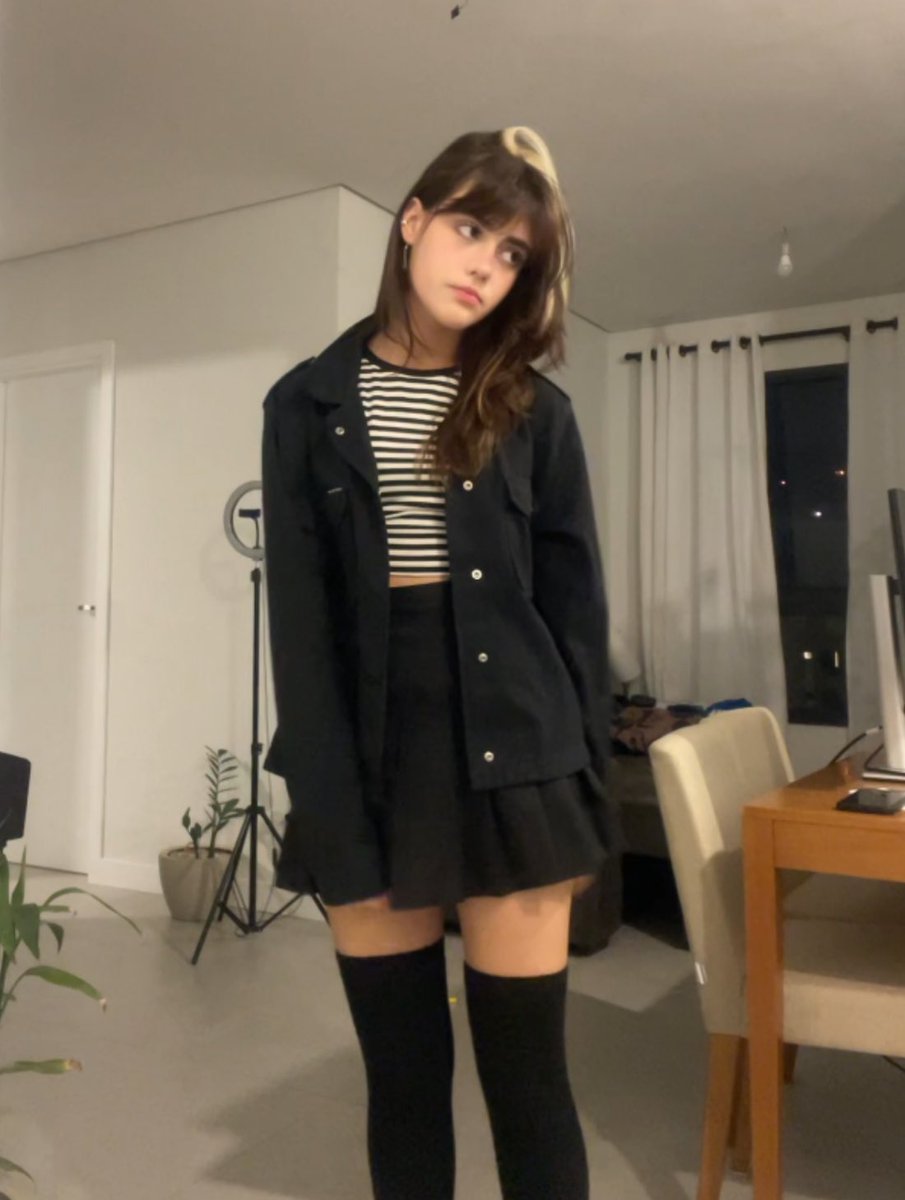 angel(a) tweet media