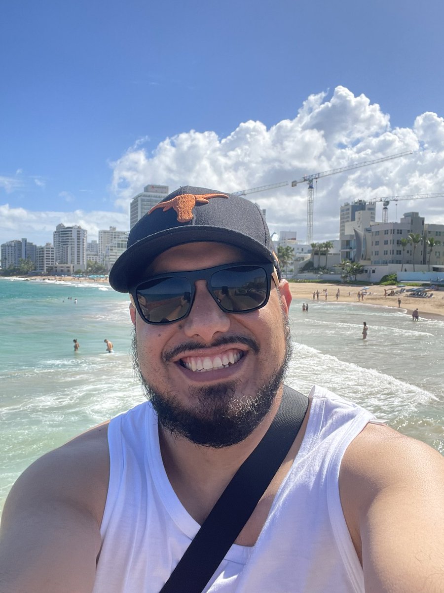 acruzito41's tweet photo. Puerto rico selfie dump https://t.co/9V03JCdRad